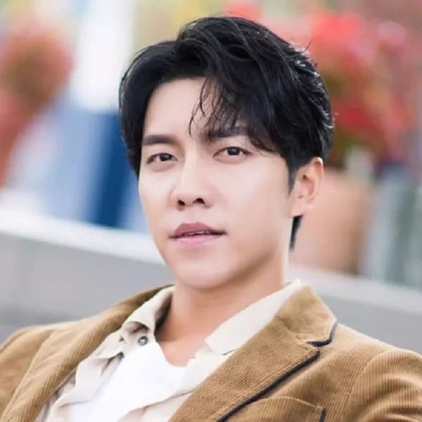 “Hoàng tử Kpop” Lee Seung Gi bị quỵt lương suốt 18 năm