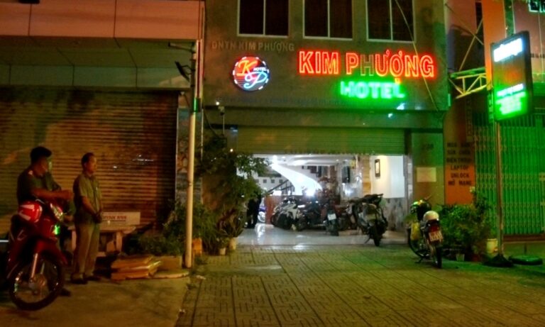 Kiên Giang: Bắt 25 nam, nữ thuê khách sạn “phê” ma túy lúc rạng sáng