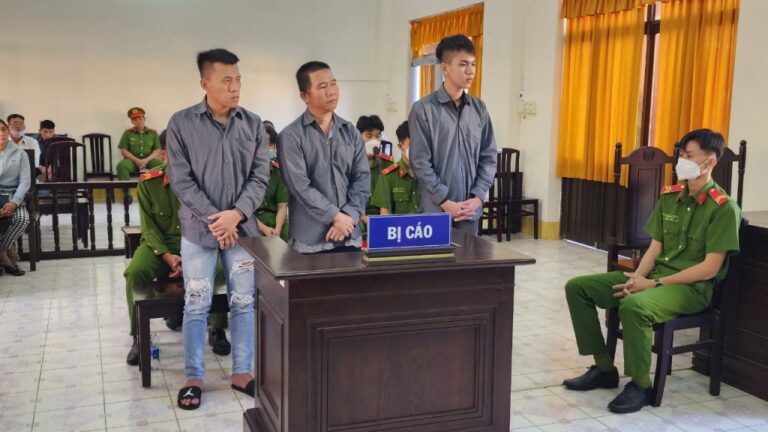 Kiên Giang: Cùng nhau bán ma túy, 3 đối tượng lãnh án gần 24 năm tù