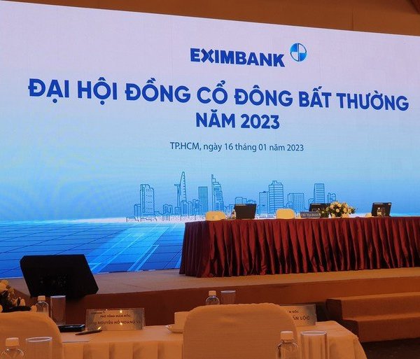 ĐHCĐ bất thường không thành, ai sẽ thay nhóm Thành Công tại Eximbank?