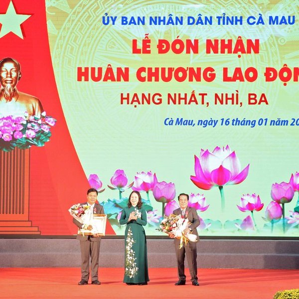 Phó Chủ tịch nước dự họp mặt kỷ niệm 93 năm thành lập Đảng tại Cà Mau