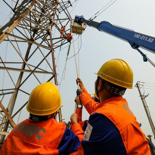 Bộ Công Thương lý giải việc tăng khung giá bán lẻ điện bình quân