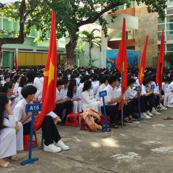 Khánh Hòa: Sẽ hoàn trả cho học sinh phần chênh lệch học phí đã đóng