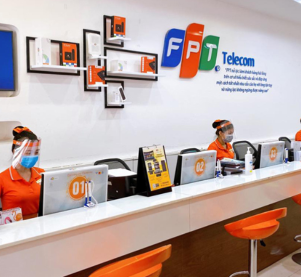 Các khoản tương đương tiền của FPT Telecom giảm tới 99%