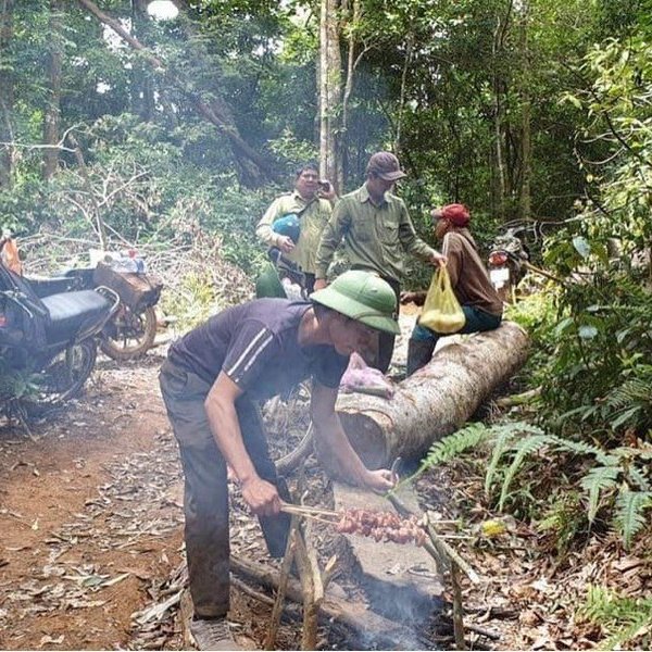 Người giữ cho “đại ngàn” mãi xanh