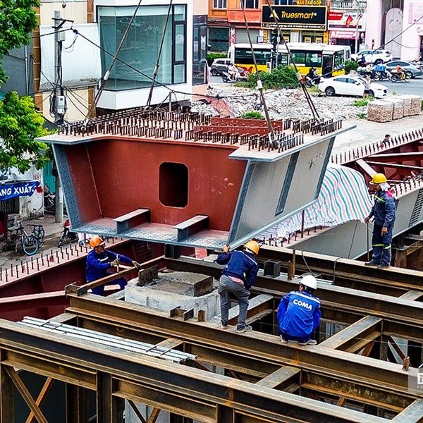 Cầu vượt nghìn tỷ ở Hà Nội thi công trở lại sau nhiều năm “ngủ đông”