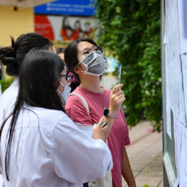 Tuyển sinh đại học 2023: Chuyên gia dự báo điểm chuẩn