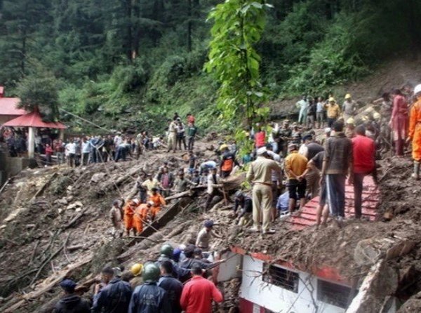 Mưa lớn gây lũ lụt và lở đất ở Ấn Độ, ít nhất 58 người thiệt mạng