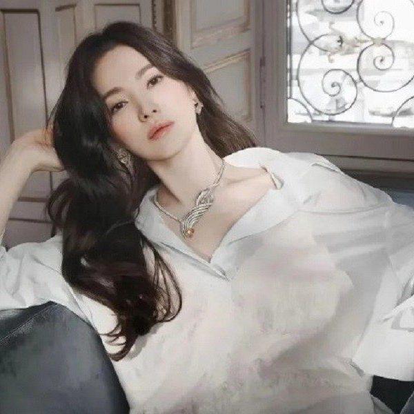 Song Hye Kyo tiết lộ về người quan trọng nhất cuộc đời