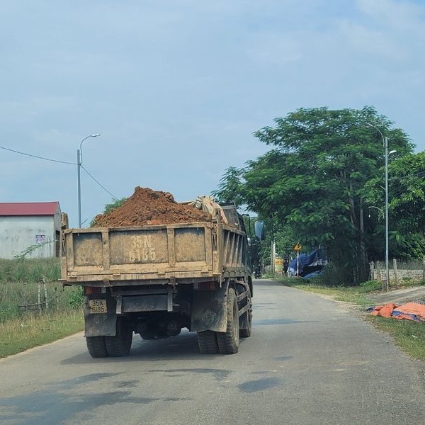 Thanh Hóa: Lợi dụng hạ thấp độ cao để khai thác đất trái phép