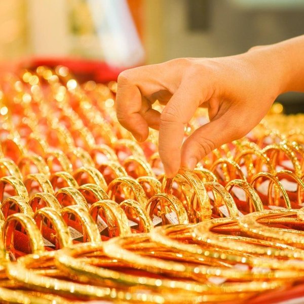 Bộ Tài chính phản hồi về đề xuất tính thuế GTGT khi mua bán vàng